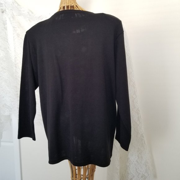 Black Blouse with Beaded Design Lightweight Acrylic Plus 3X - Picture 9 of 13